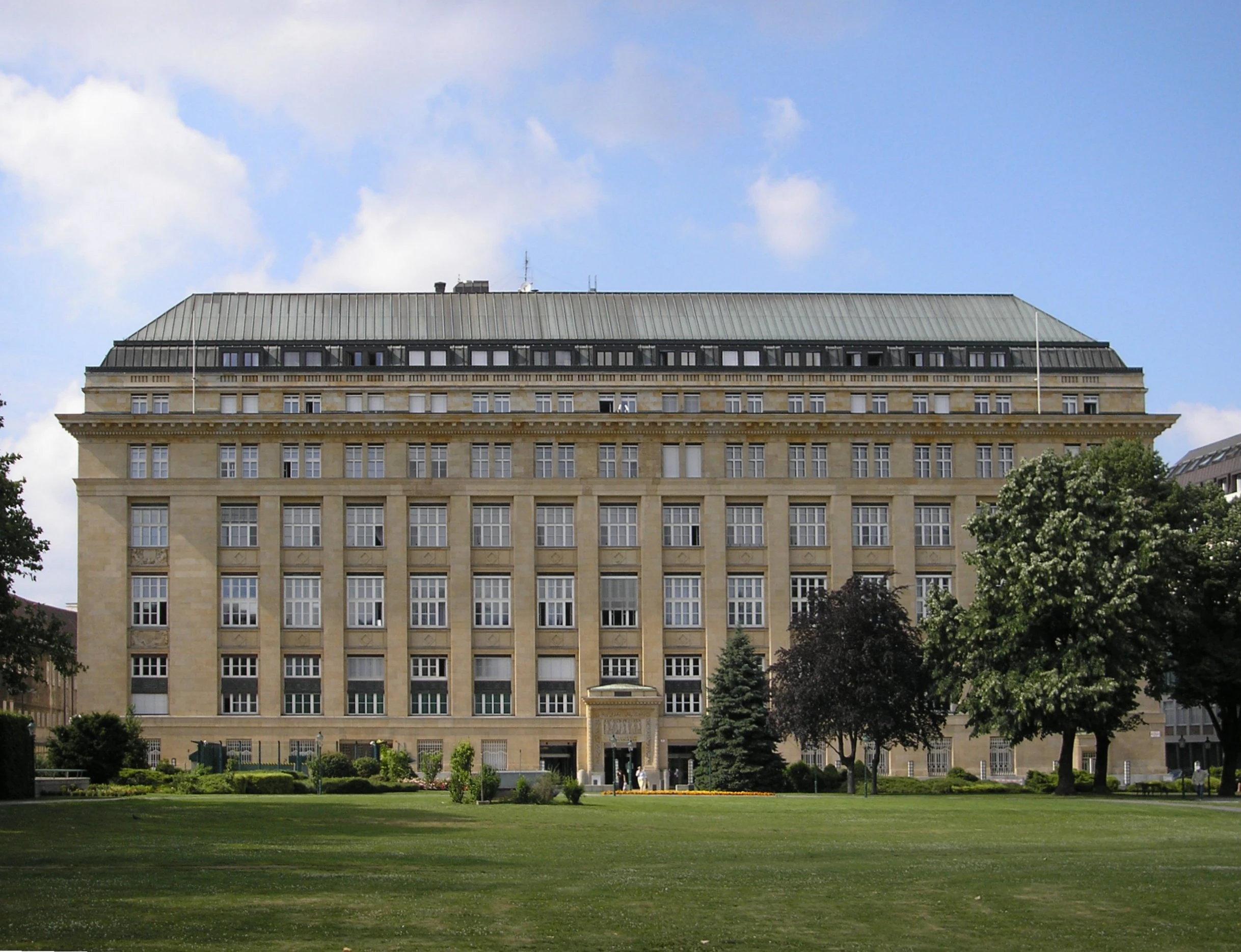 Analyst Gro&szlig;bankenanalyse (m|f|x) Hero Image