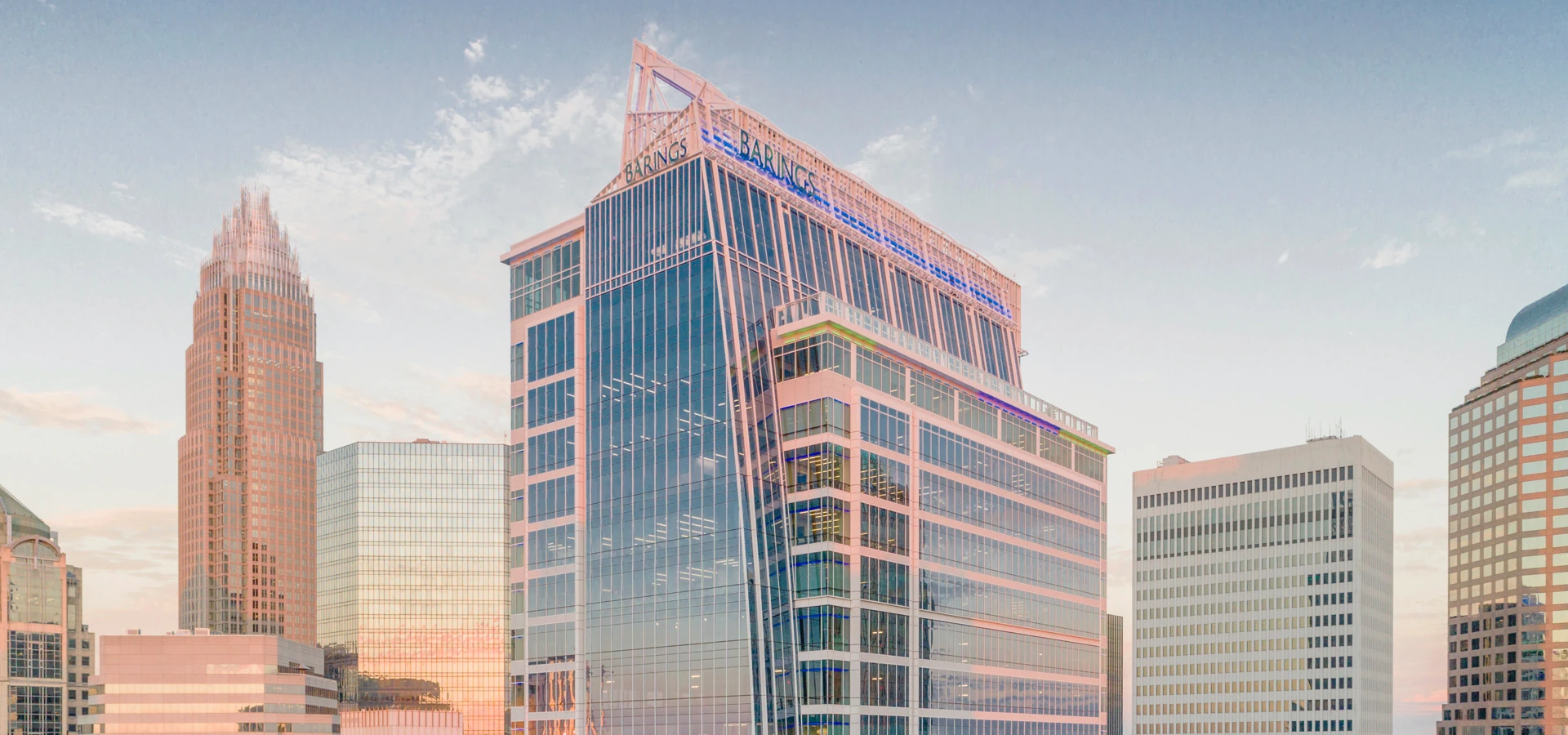 Financial Analyst - Transactions and Asset Management (Real Estate) (m|f|x) Hero Image