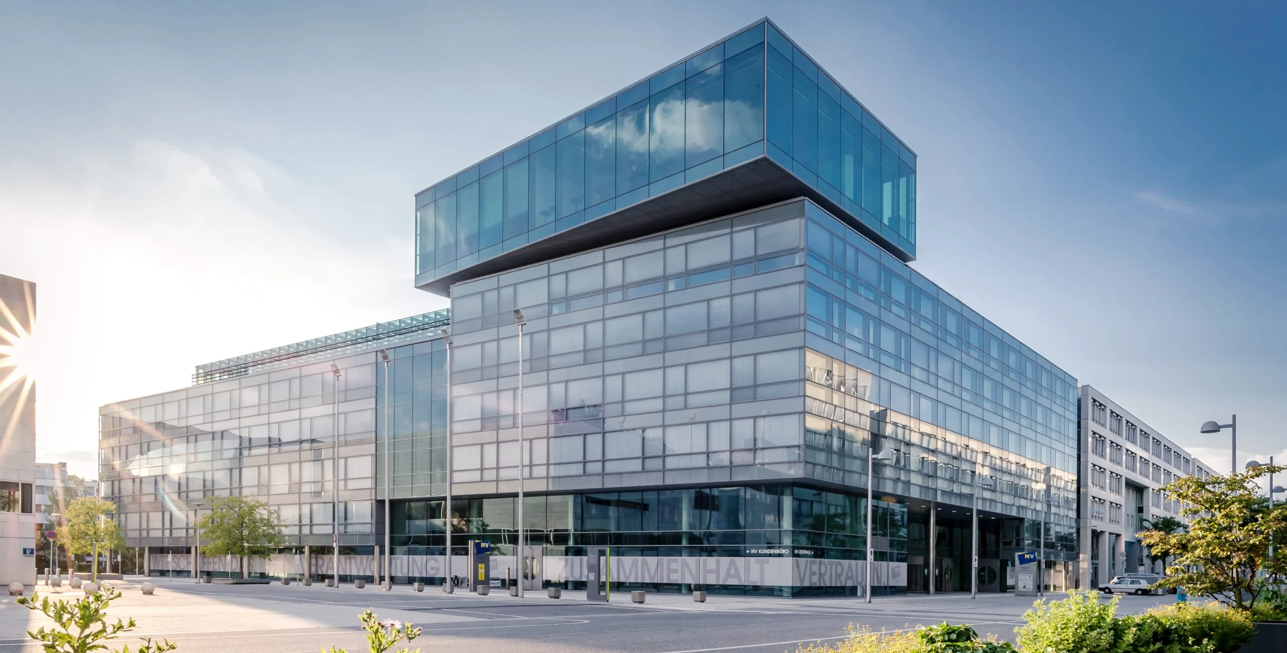 Mitarbeiter Finanzen &ndash; Kapital-/Assetmanagement (m|w|d) Hero Image